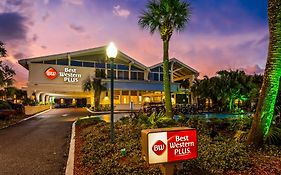 Best Western Plus Yacht Harbor Inn